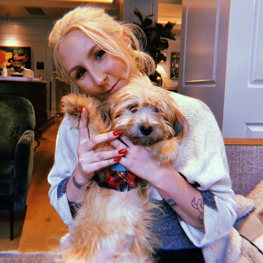 Meet your Posher, Avery